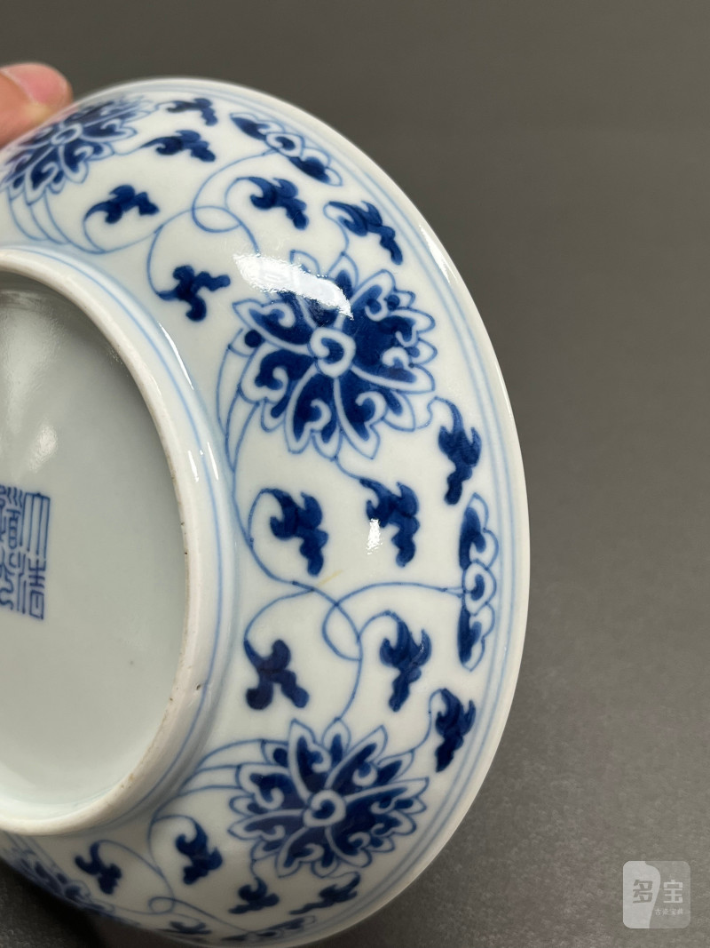 清道光 青花缠枝莲纹盘 - 图12